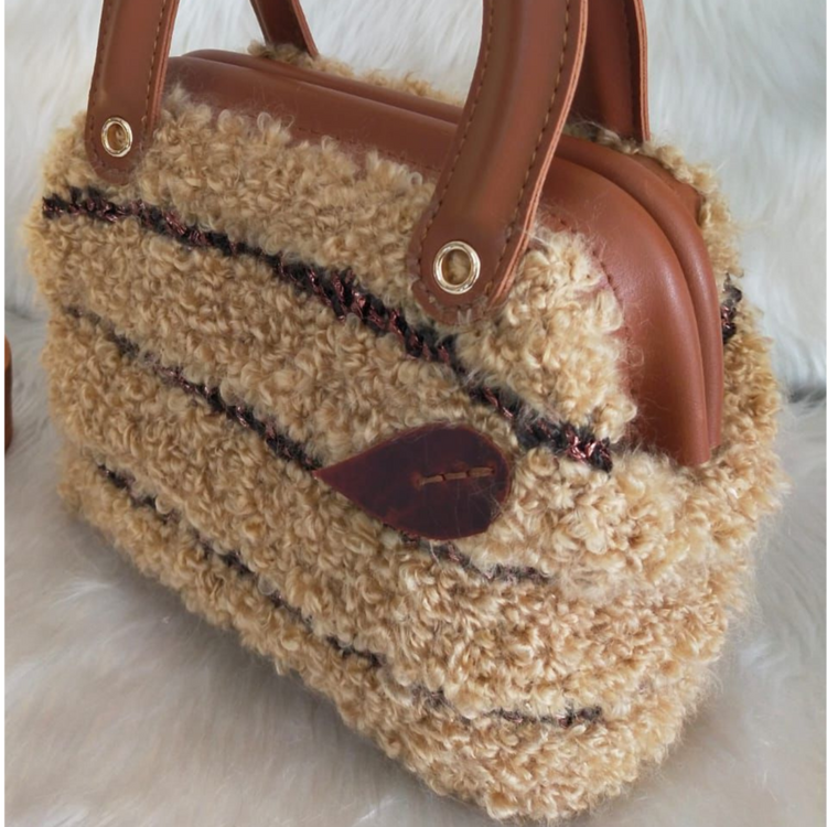 Boucle Yarn Crochet Bag
