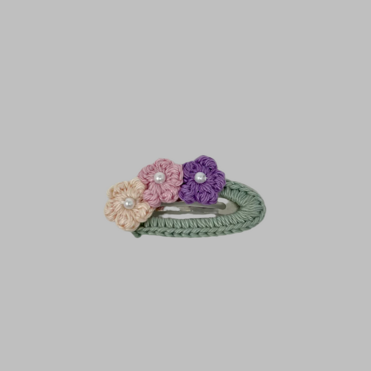 Small Daisy Hair Clip