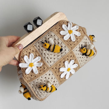 Discover our Handmade Crochet Bee Bag, featuring a whimsical design, removable leather strap, and nature-inspired elegance. Perfect for any outfit!- Sideway-