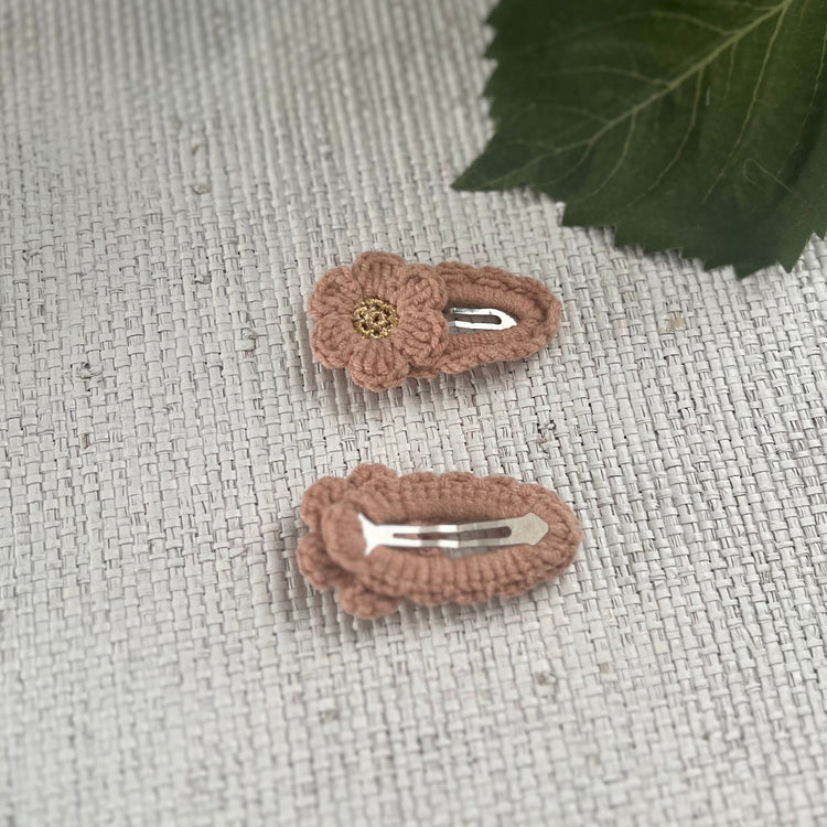 Minimalist Flower Hair Clip