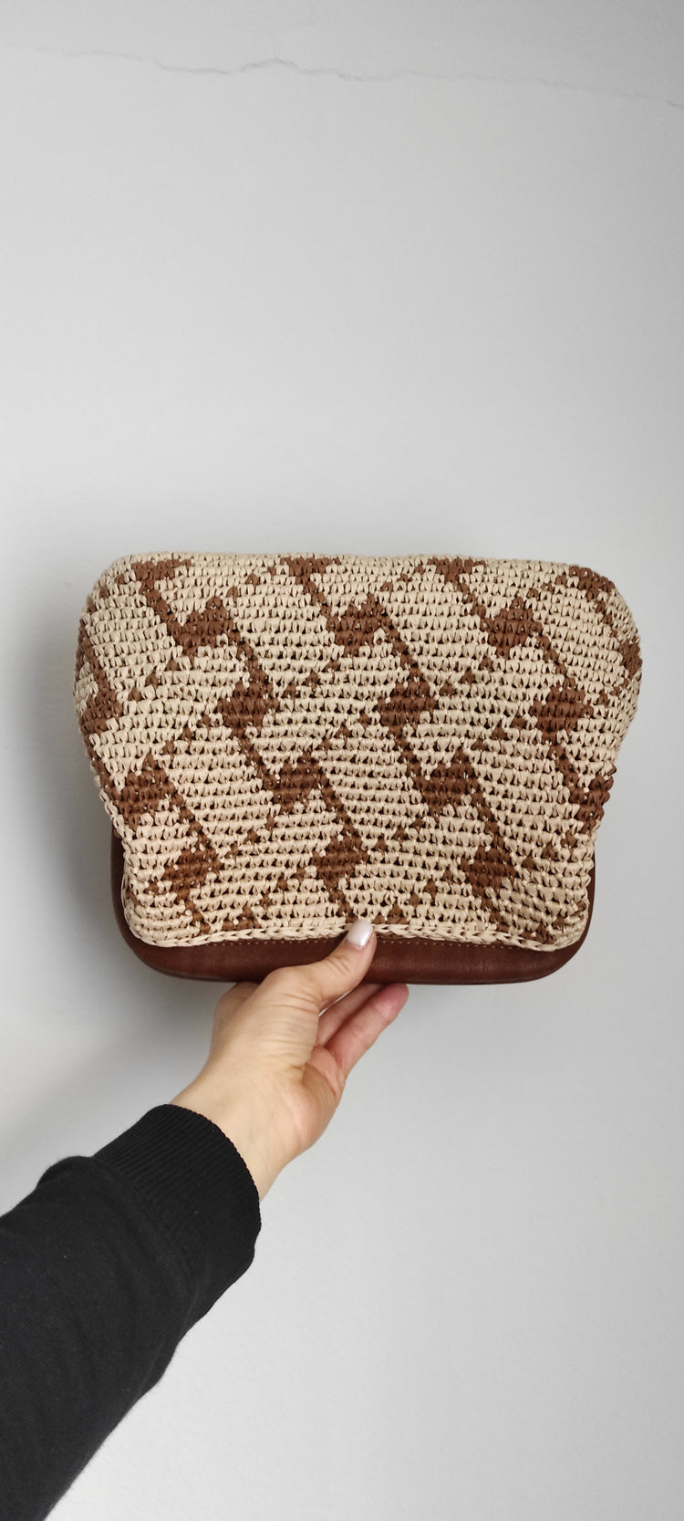 Vibrant Purse Stitches