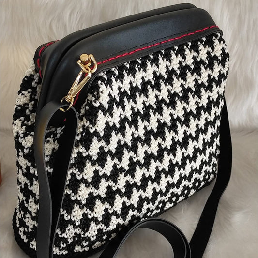Crochet Houndstooth purse
