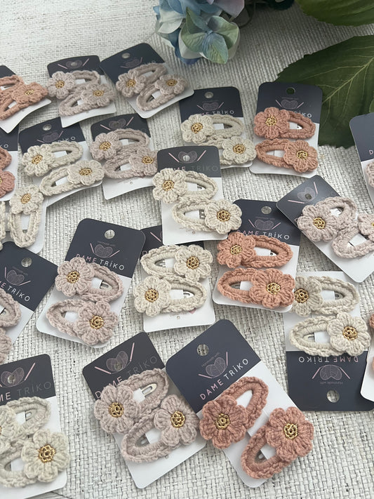 Minimalist Flower Hair Clip