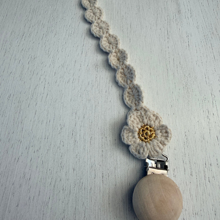 Daisy Chain Pacifier Holder